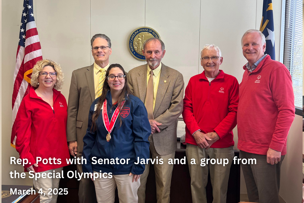 Rep. Potts with Group Special Olympics-a